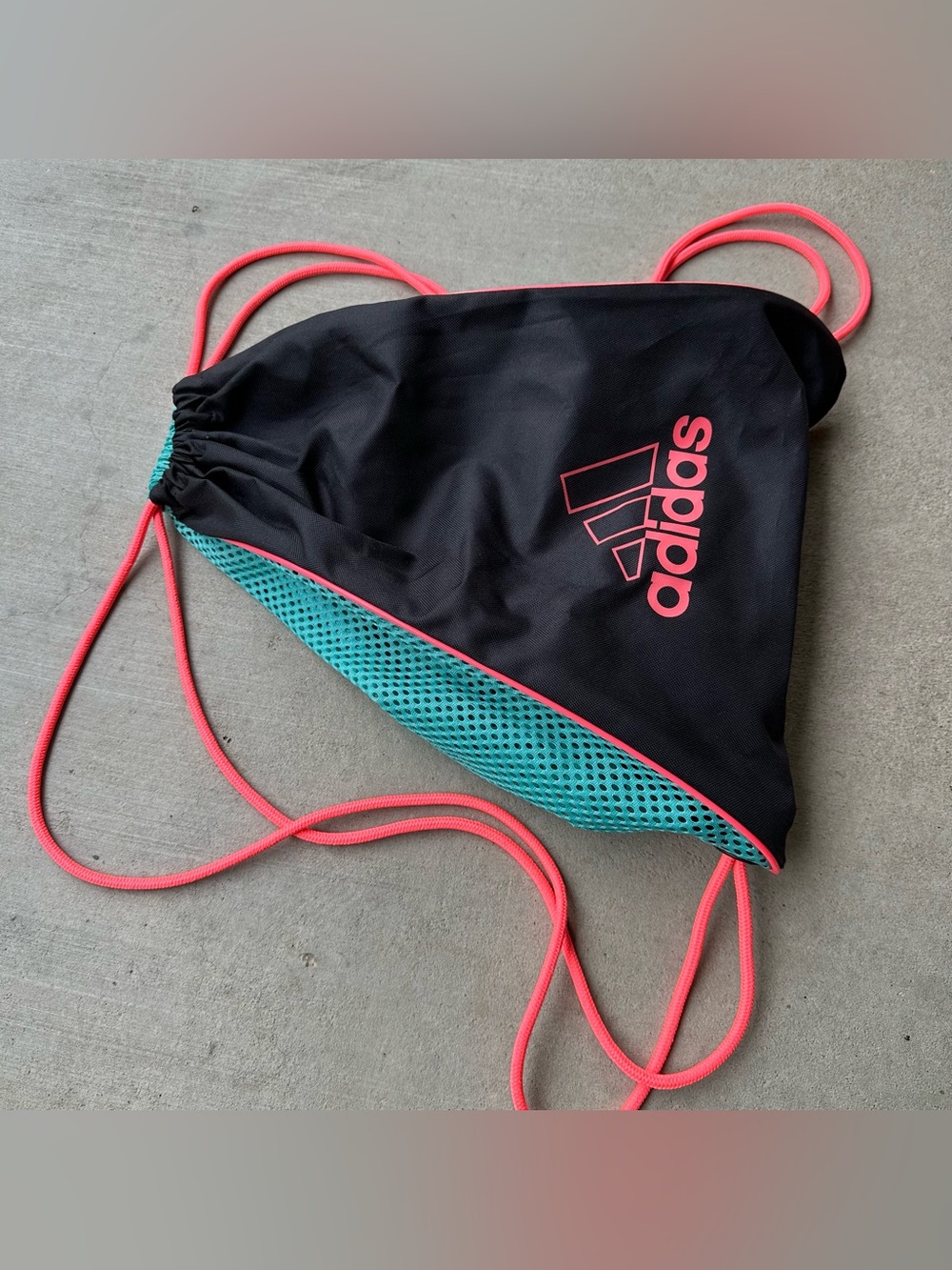 Adidas Mesh Drawstring Gym Sack Bag Medium Black/Turquoise Pink Logo Strap